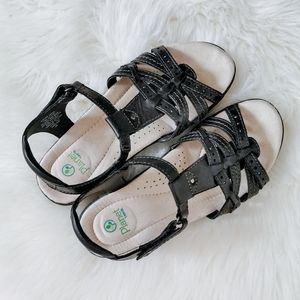 Planet By Earth Black Harrison Sandals Size 8